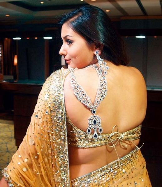 sexy-back-saree-blouses